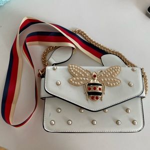 White Pearl Bee Bag